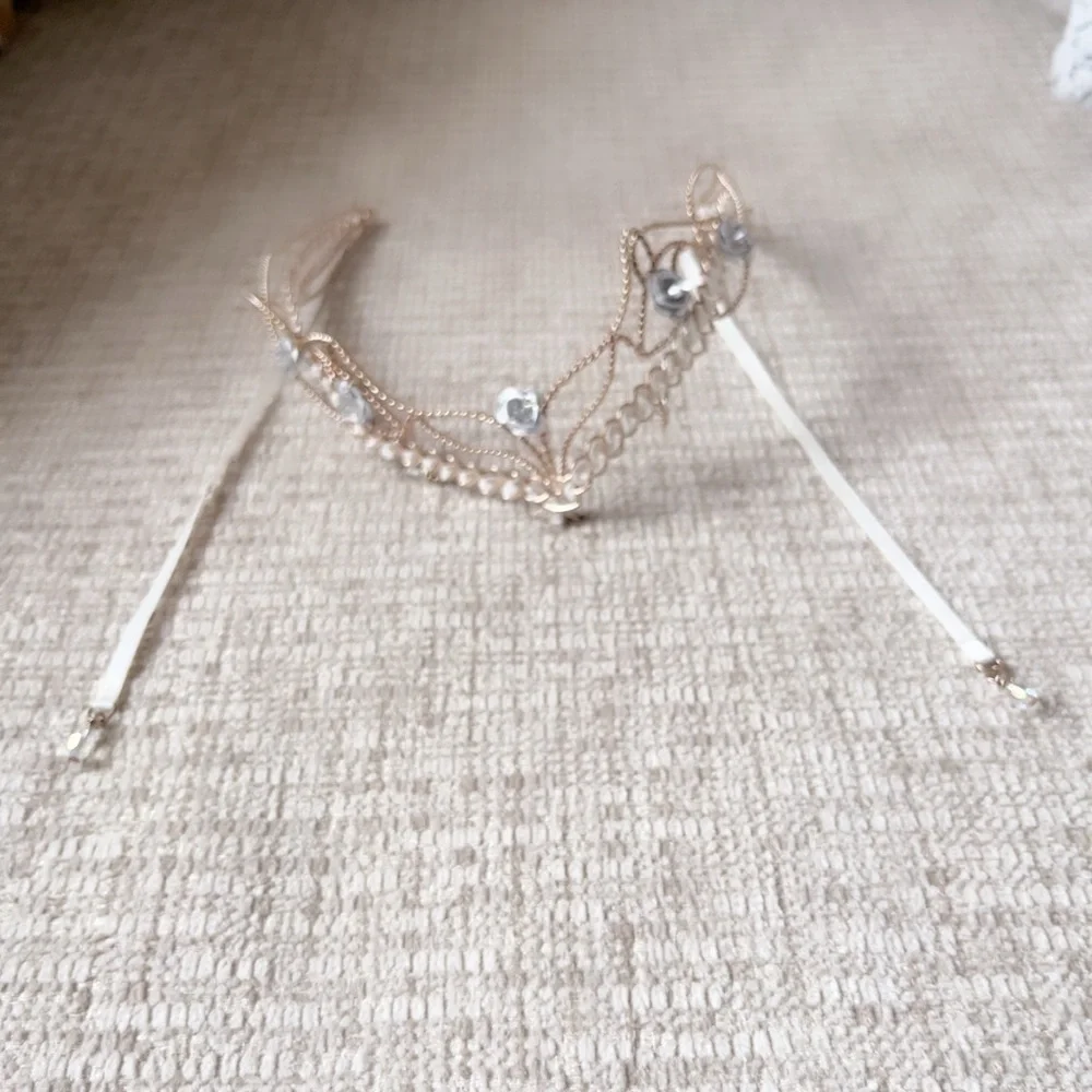 Elegant Gold and Silver Women's Headpiece